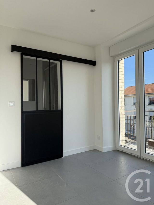 Appartement F2 à louer ETAIN
