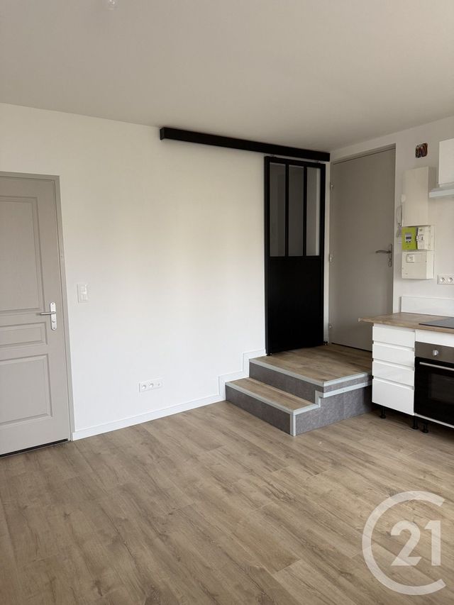 Appartement F1 à louer - 1 pièce - 18.11 m2 - CONFLANS EN JARNISY - 54 - LORRAINE - Century 21 Duthoy Immobilier