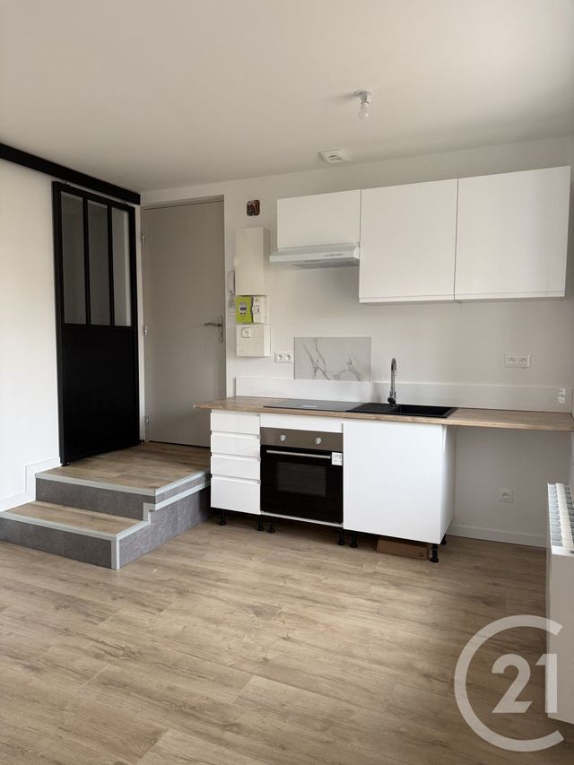 Appartement F1 à louer - 1 pièce - 18.11 m2 - CONFLANS EN JARNISY - 54 - LORRAINE - Century 21 Duthoy Immobilier