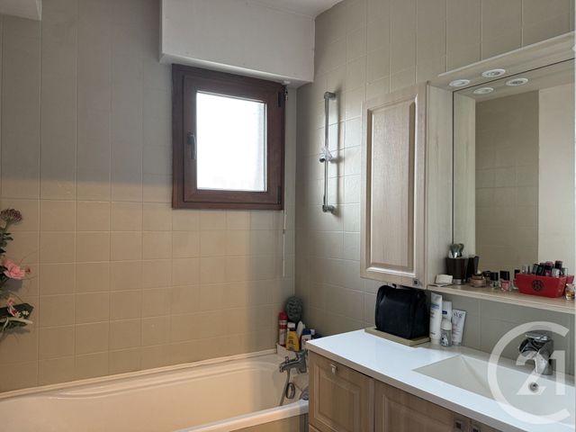Appartement F2 à vendre - 2 pièces - 48.76 m2 - JARNY - 54 - LORRAINE - Century 21 Duthoy Immobilier