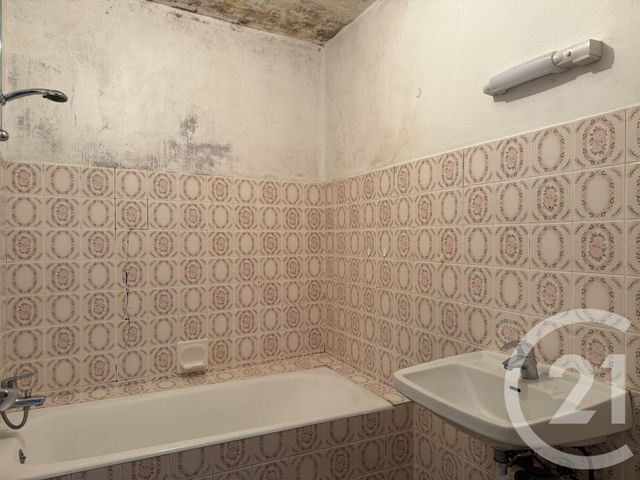 Appartement T4 à vendre - 5 pièces - 100.65 m2 - VAL DE BRIEY - 54 - LORRAINE - Century 21 Duthoy Immobilier