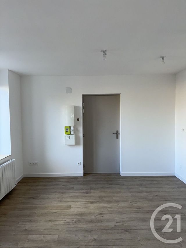 Afficher la photo en grand Appartement F1 à louer - 1 pièce - 21.35 m2 - CONFLANS EN JARNISY - 54 - LORRAINE - Century 21 Duthoy Immobilier