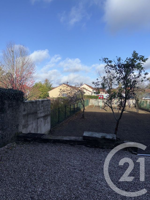 Afficher la photo en grand Appartement F1 à louer - 1 pièce - 21.35 m2 - CONFLANS EN JARNISY - 54 - LORRAINE - Century 21 Duthoy Immobilier