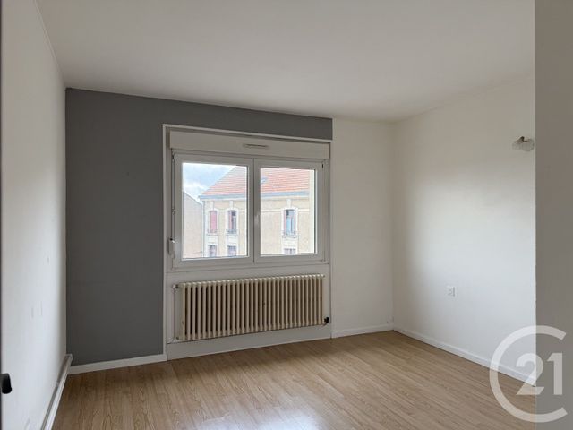 Appartement F3 à louer - 3 pièces - 71.04 m2 - JARNY - 54 - LORRAINE - Century 21 Duthoy Immobilier