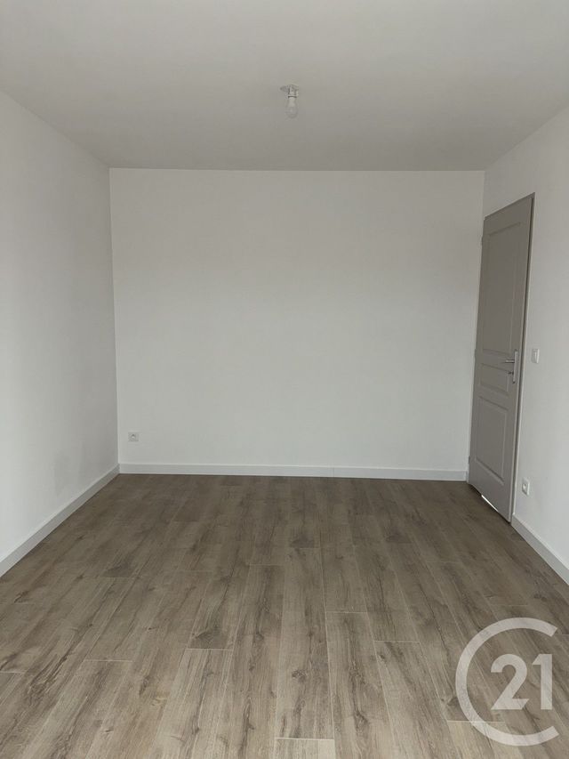 Appartement F4 à louer - 4 pièces - 76.76 m2 - JARNY - 54 - LORRAINE - Century 21 Duthoy Immobilier