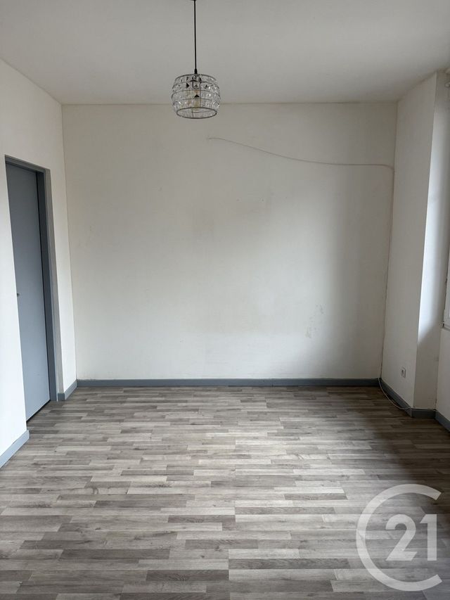 Appartement F2 à louer - 2 pièces - 36.0 m2 - JARNY - 54 - LORRAINE - Century 21 Duthoy Immobilier