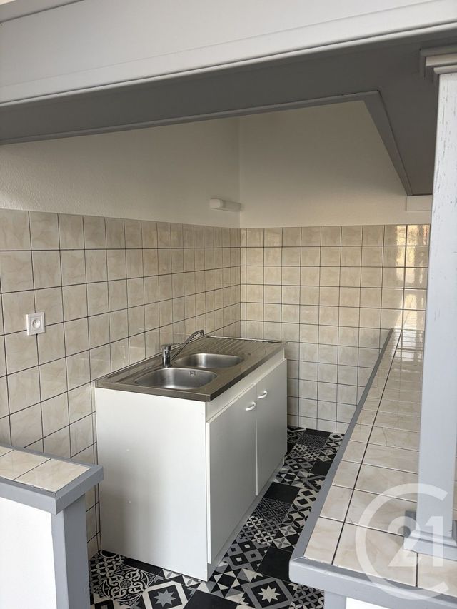 Appartement F2 à louer - 2 pièces - 40.0 m2 - JARNY - 54 - LORRAINE - Century 21 Duthoy Immobilier