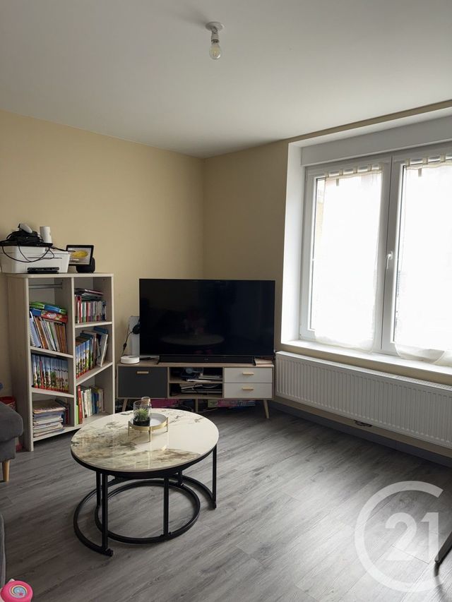 Appartement F3 à louer - 3 pièces - 52.26 m2 - JARNY - 54 - LORRAINE - Century 21 Duthoy Immobilier