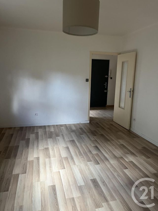 Appartement F3 à louer - 3 pièces - 75.0 m2 - JARNY - 54 - LORRAINE - Century 21 Duthoy Immobilier