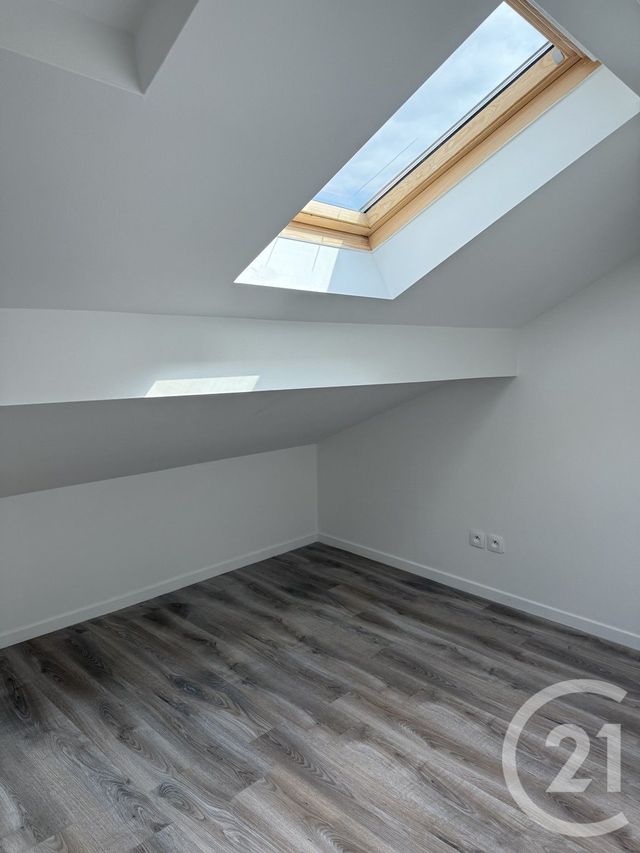 Appartement Studio à louer - 1 pièce - 11.94 m2 - HOMECOURT - 54 - LORRAINE - Century 21 Duthoy Immobilier