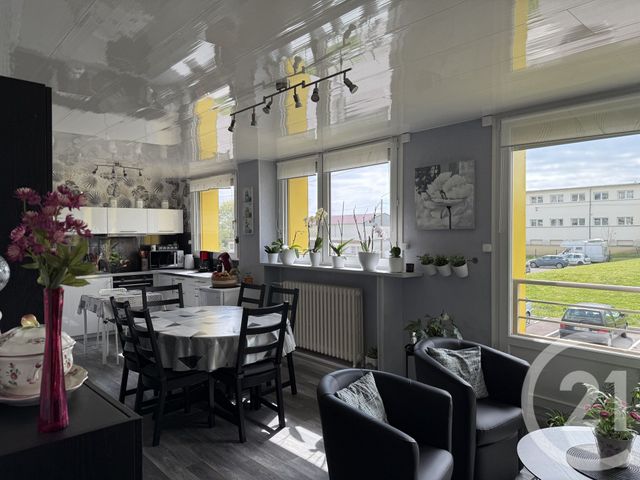 Appartement F4 à vendre - 4 pièces - 70.68 m2 - LONGUYON - 54 - LORRAINE - Century 21 Duthoy Immobilier