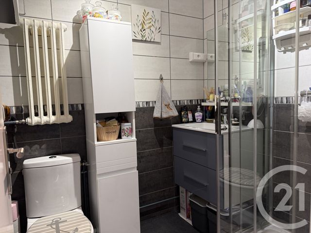 Appartement F4 à vendre - 4 pièces - 70.68 m2 - LONGUYON - 54 - LORRAINE - Century 21 Duthoy Immobilier