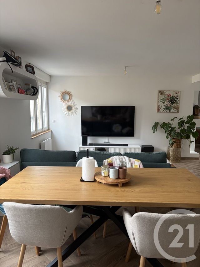 Appartement F4 à louer - 4 pièces - 79.98 m2 - JARNY - 54 - LORRAINE - Century 21 Duthoy Immobilier