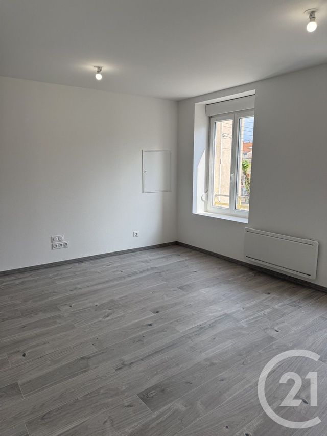 Appartement F3 à louer - 3 pièces - 57.0 m2 - PAGNY SUR MOSELLE - 54 - LORRAINE - Century 21 Duthoy Immobilier