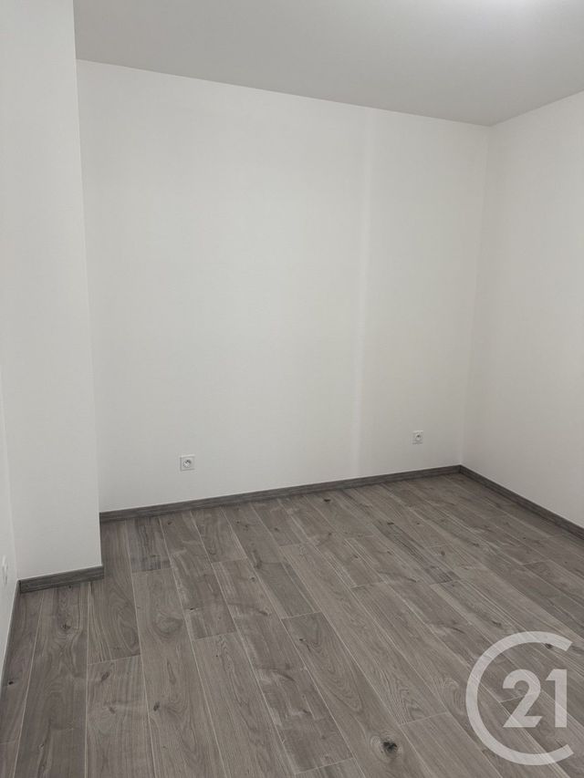 Appartement F3 à louer - 3 pièces - 57.0 m2 - PAGNY SUR MOSELLE - 54 - LORRAINE - Century 21 Duthoy Immobilier