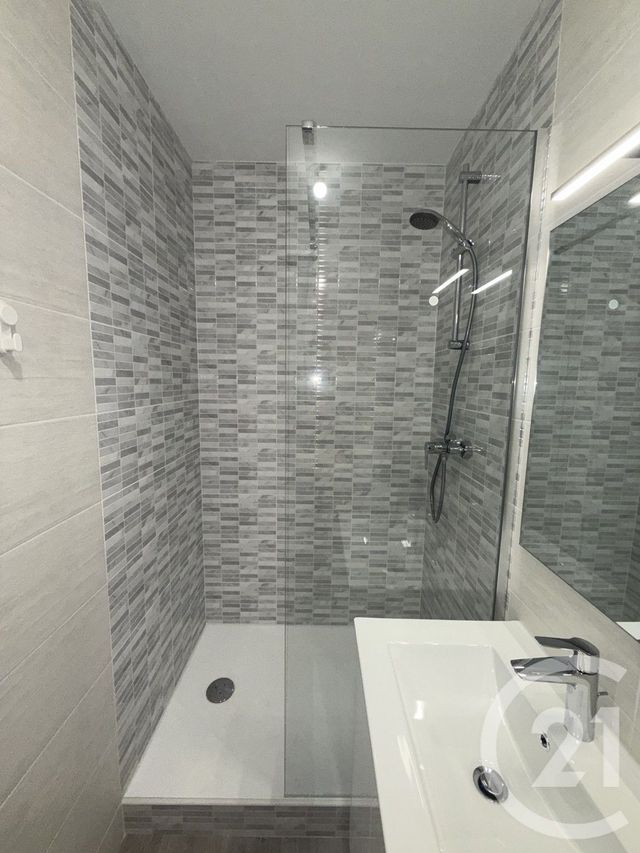 Appartement F3 à louer - 3 pièces - 57.0 m2 - PAGNY SUR MOSELLE - 54 - LORRAINE - Century 21 Duthoy Immobilier