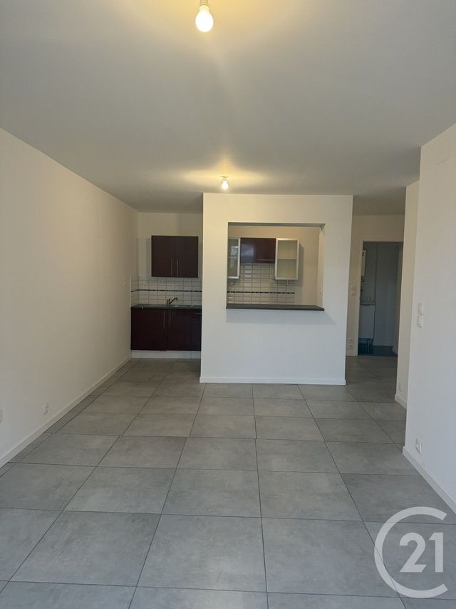 Appartement F2 à louer - 2 pièces - 50.0 m2 - JOEUF - 54 - LORRAINE - Century 21 Duthoy Immobilier