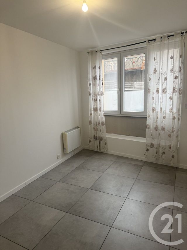 Appartement F2 à louer - 2 pièces - 50.0 m2 - JOEUF - 54 - LORRAINE - Century 21 Duthoy Immobilier