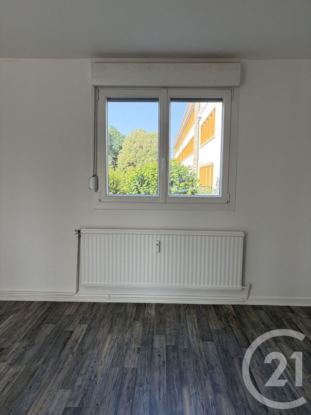 Appartement F3 à louer - 3 pièces - 72.13 m2 - JARNY - 54 - LORRAINE - Century 21 Duthoy Immobilier