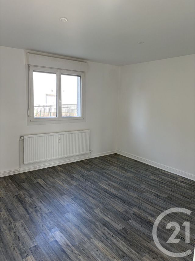 Appartement F3 à louer - 3 pièces - 72.13 m2 - JARNY - 54 - LORRAINE - Century 21 Duthoy Immobilier