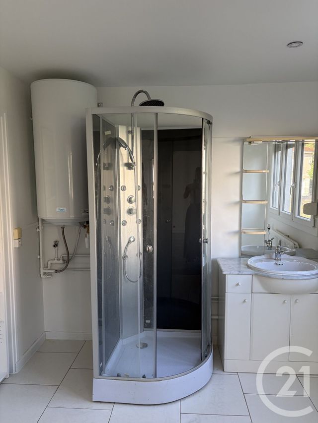 Appartement F3 à louer - 3 pièces - 72.13 m2 - JARNY - 54 - LORRAINE - Century 21 Duthoy Immobilier