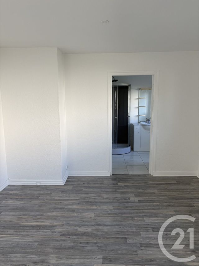 Appartement F3 à louer - 3 pièces - 72.13 m2 - JARNY - 54 - LORRAINE - Century 21 Duthoy Immobilier