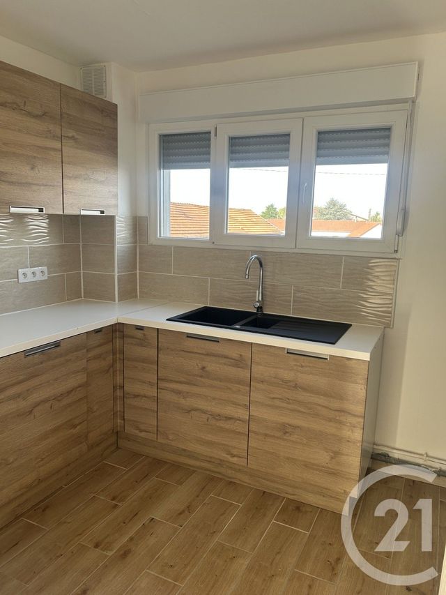 Appartement F4 à vendre - 4 pièces - 70.0 m2 - JARNY - 54 - LORRAINE - Century 21 Duthoy Immobilier
