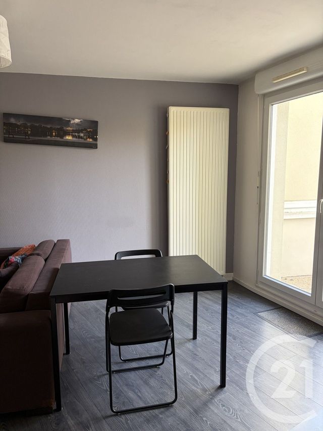 Appartement F2 à louer - 2 pièces - 36.7 m2 - METZ - 57 - LORRAINE - Century 21 Duthoy Immobilier
